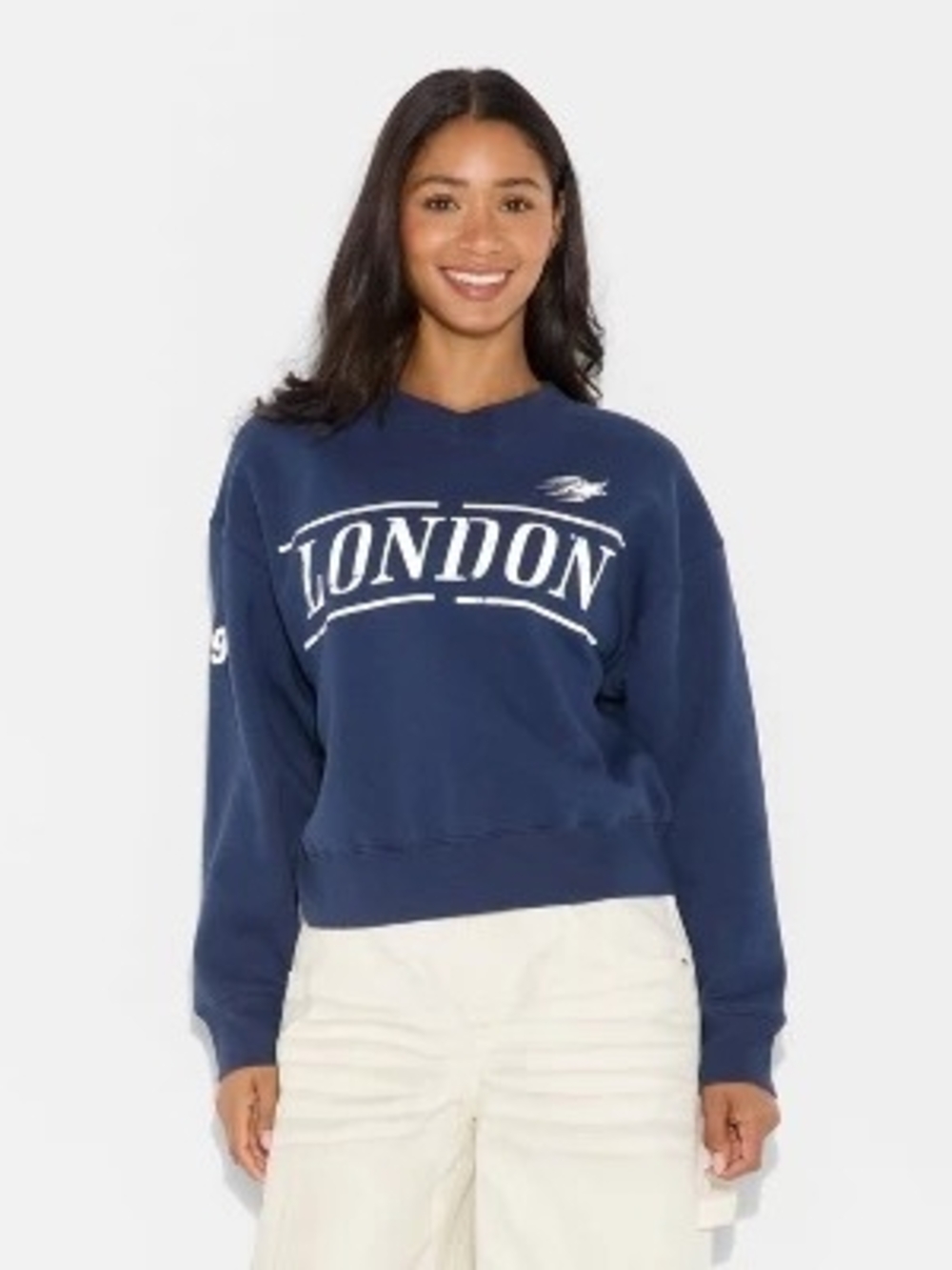 Wild Fable Women’s Navy London Graphic Sweatshirt - Picture 1 of 4